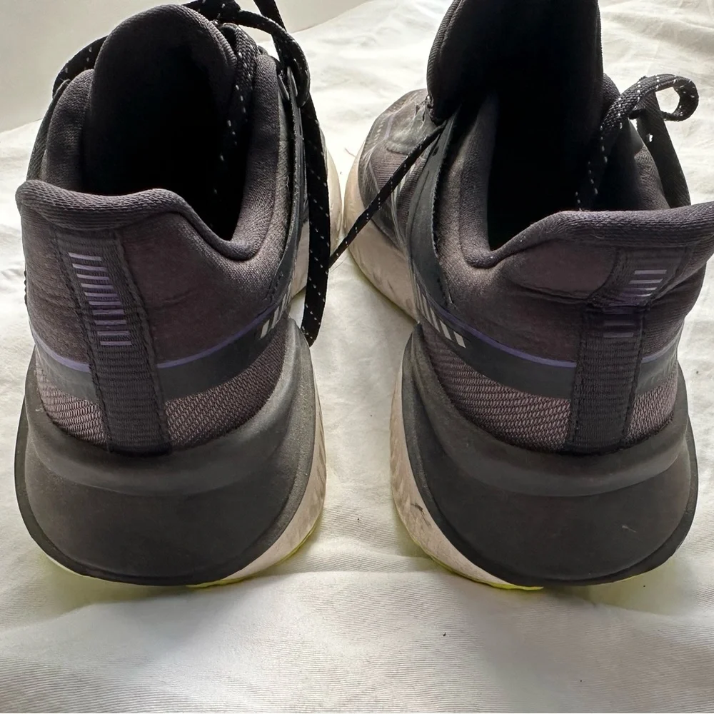 Original Nike Legend React Shoes size 7.5 - Picture 4 of 7